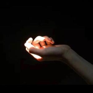 女人把脚张开门让男人插动漫
