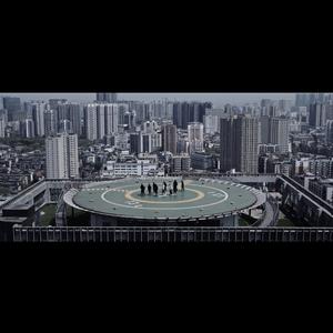 女人把脚张开门让男人插动漫
